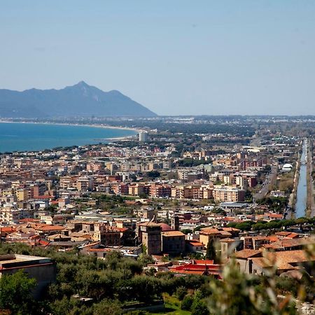 Villa Panoramica Terracina Buitenkant foto